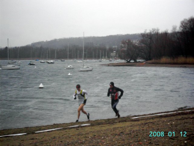 aronapoker30.jpg