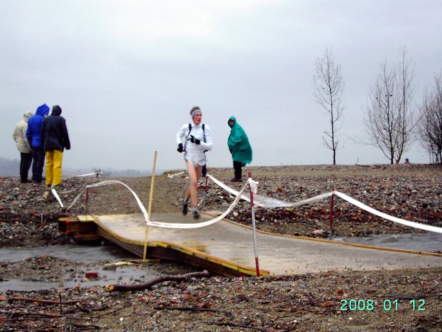 aronapoker68.jpg