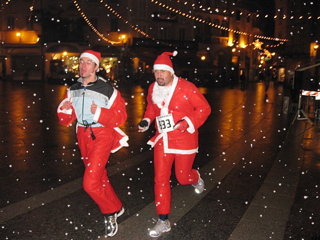 camminatadeibabbonatale13122008037.jpg